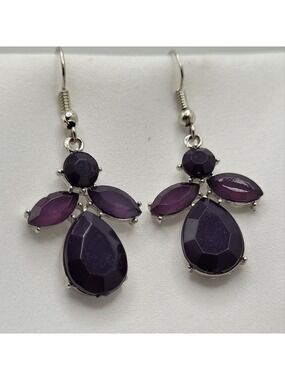 ✨2/$10✨ Purple Cluster Teardrop Silver Earrings